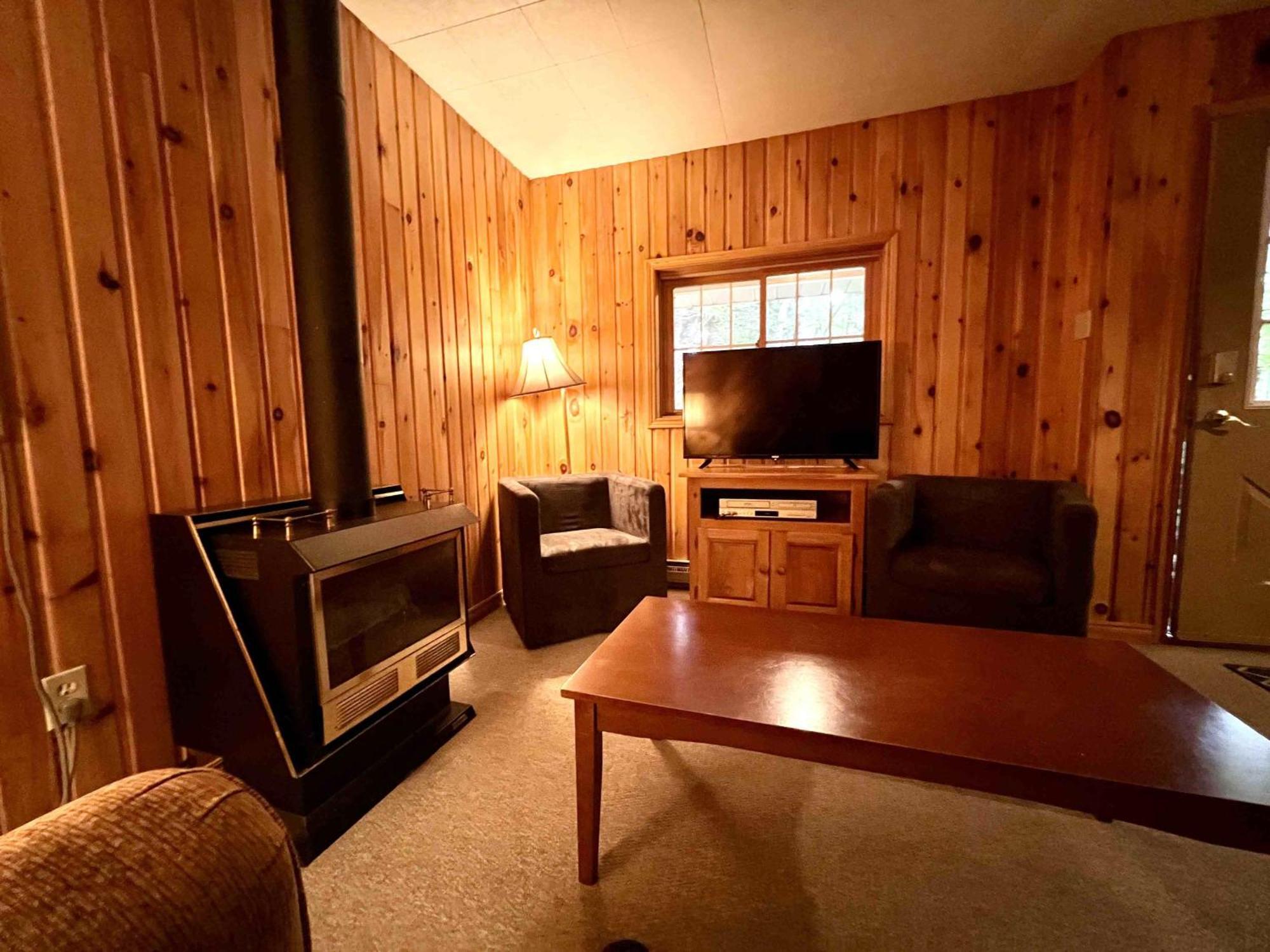 High Falls Bay Cottages, Camping & Waterpark Bracebridge Εξωτερικό φωτογραφία