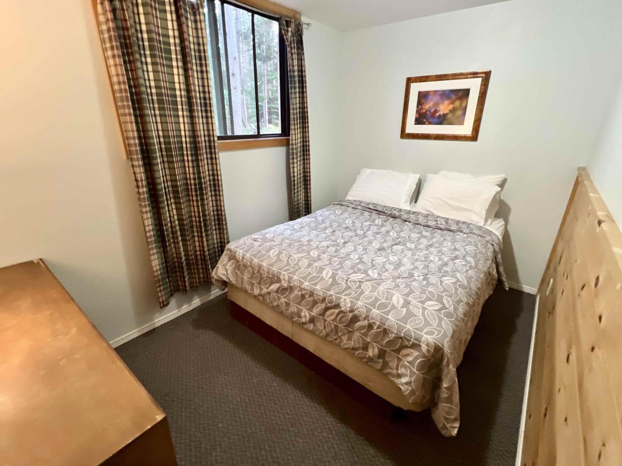 High Falls Bay Cottages, Camping & Waterpark Bracebridge Εξωτερικό φωτογραφία
