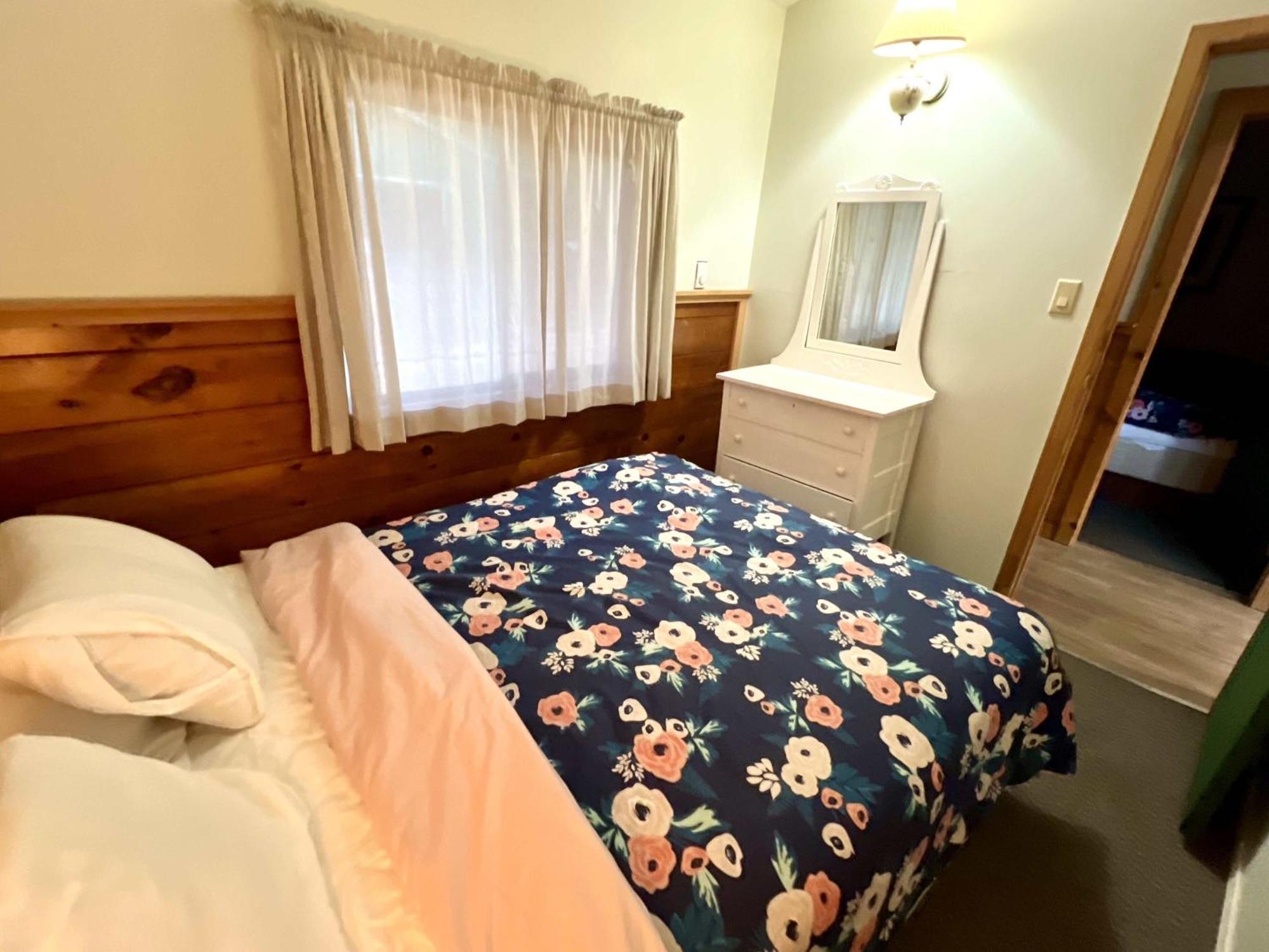 High Falls Bay Cottages, Camping & Waterpark Bracebridge Εξωτερικό φωτογραφία